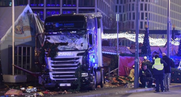Attentat à Berlin: Un camion fonce sur le marché de Noël, Plusieurs morts