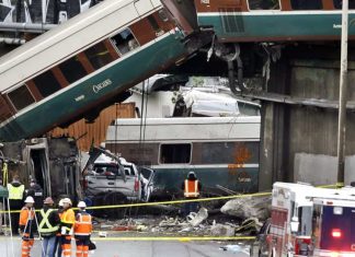 Accident de train aux États-Unis : Au moins 3 morts dans l’État de Washington Accident de train aux États-Unis : Au moins 3 morts dans l'État de Washington