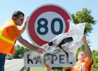 Baisse de la vitesse à 80 km/h sur les routes nationales et départementales Baisse de la vitesse à 80 km/h sur les routes nationales et départementales