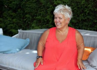 Mimie Mathy répond à Dupont Aignan: la guerre est déclarée sur Twitter Mimie Mathy répond à Dupont Aignan: la guerre est déclarée sur Twitter