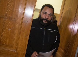 Dieudonné arrêté à Orly Dieudonné arrêté à Orly