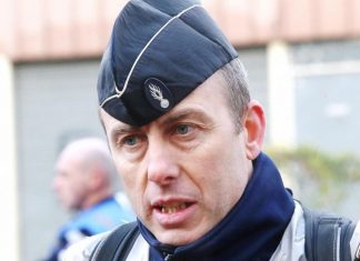 Trèbes : Gendarme « Mort pour la patrie » Trèbes : Gendarme "Mort pour la patrie"