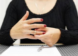 Aix-en-Provence : Mariage annulé à cause d’un marié qui ne sourit pas assez Aix-en-Provence : Mariage annulé à cause d'un marié qui ne sourit pas assez