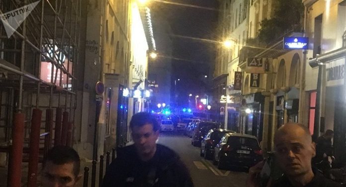 Attaque au couteau à Paris : deux morts et 8 blessés au moins (Détails)