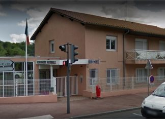 Fillettes mortes dans une caserne de gendarmerie (Rhône) : la mère en garde à vue Fillettes mortes dans une caserne de gendarmerie (Rhône) : la mère en garde à vue