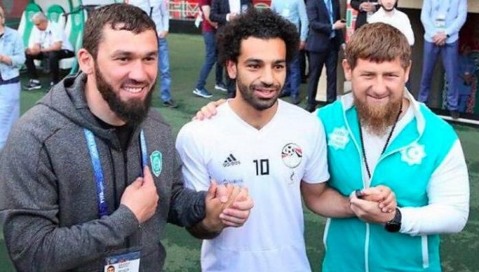 Salah, Kadyrov : la photo polémique