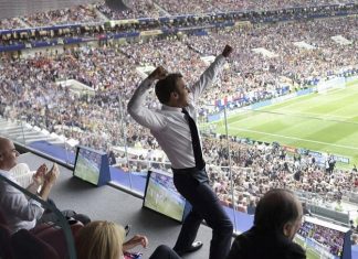 Emmanuel Macron dans tous ses états pendant la finale de la Coupe du monde Emmanuel Macron dans tous ses états pendant la finale de la Coupe du monde