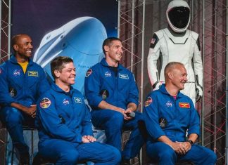 SpaceX : Premiers astronautes américains dans l’espace SpaceX : Premiers astronautes américains dans l'espace