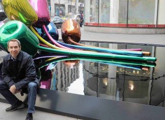 Les tulipes de Jeff Koons seront installées au Petit Palais (Photo) Les tulipes de Jeff Koons seront installées au Petit Palais (Photo)