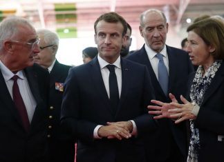 Macron refuse de répondre sur la suspension des ventes d’armes et sur Khashoggi Macron refuse de répondre sur la suspension des ventes d'armes et de Khashoggi
