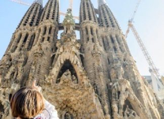 Sagrada Familia : bientôt un permis de construire (Détail) Sagrada Familia : bientôt un permis de construire (Détail)