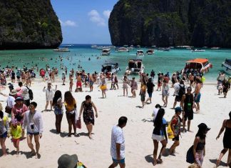 Thaïlande : la baie du film La plage va rester fermée Thaïlande : la baie du film La plage va rester fermée