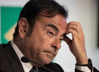 Nissan révoque Carlos Ghosn de son poste de président (Détail) Nissan révoque Carlos Ghosn de son poste de président