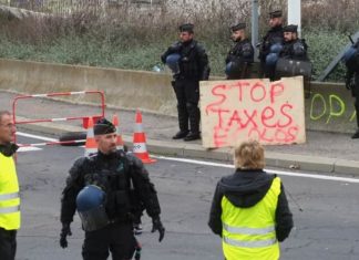 Nouvelle journée de manifestation pour les « gilets jaunes » Nouvelle journée de manifestation pour les « gilets jaunes »