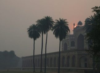 Pic de pollution : New Delhi suffoque aprés la fête Diwali Pic de pollution : New Delhi suffoque aprés la fête Diwali