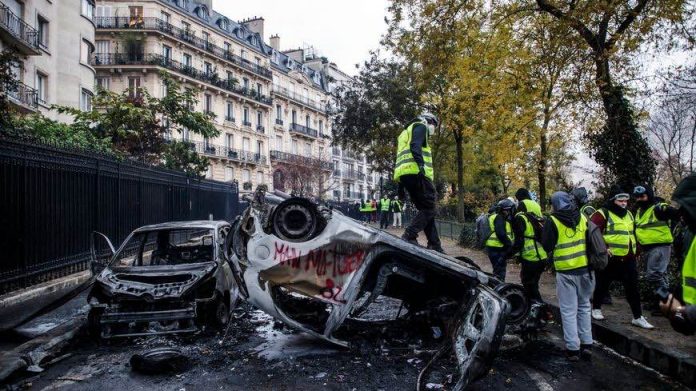Le bilan des violences du 1er décembre à Paris des gilets jaunes