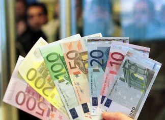 Une prime de 1000 euros pour les salariés? (Détail) Une prime de 1000 euros pour les salariés? (Détail)