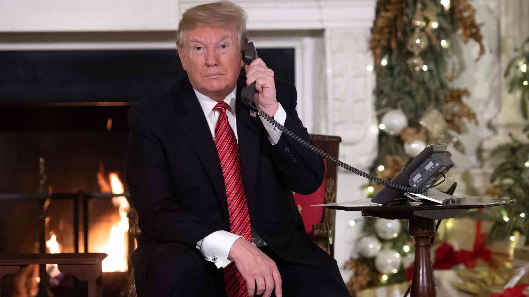 Donald Trump demande à un enfant s'il croit encore au Père Noël