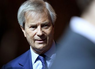 Le groupe Bolloré mis en examen pour « corruption » (Détail) Le groupe Bolloré mis en examen pour "corruption" (Détail)