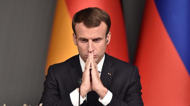 Popularité: Macron, Philippe dégringolent de cinq points (Détail)