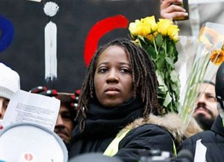 Priscillia Ludosky répond à Emmanuel Macron (Détail) Priscillia Ludosky répond à Emmanuel Macron (Détail)