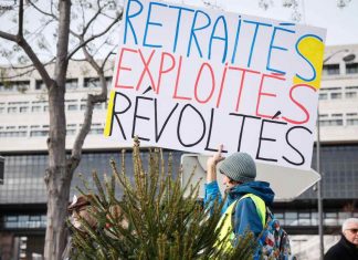 Une retraitée de Nancy lance une pétition pour le pouvoir d’achat (Détail) Une retraitée de Nancy lance une pétition pour le pouvoir d'achat (Détail)