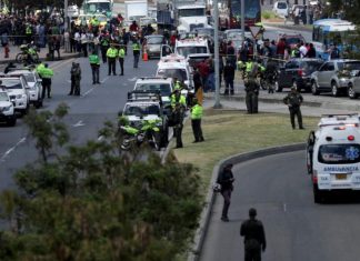 Attentat meurtrier à la voiture piégée à Bogota (Détail) Attentat meurtrier à la voiture piégée à Bogota (Détail)