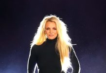 Britney Spears annonce une pause-carrière (Détail) Britney Spears annonce une pause-carrière (Détail)