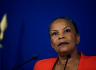 Christiane Taubira vante les mérites des « gilets jaunes » Christiane Taubira vante les mérites des "gilets jaunes"