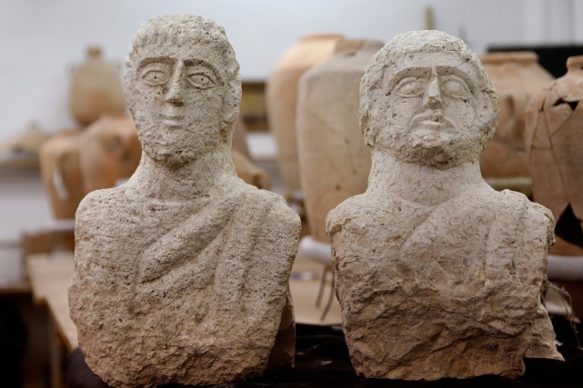 Découverte des bustes de l'époque romaine en Israël