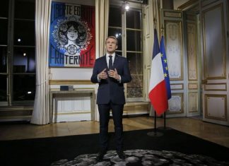 Emmanuel Macron annule toutes ses cérémonies de vœux (Détail) Emmanuel Macron annule toutes ses cérémonies de vœux (Détail)