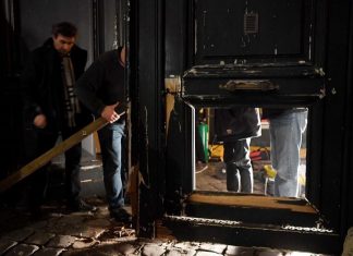 Gilets jaunes : L’intrusion dans le ministère de Benjamin Griveaux (Détail) Gilets jaunes : L'intrusion dans le ministère de Benjamin Griveaux (Détail)