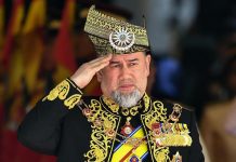 Le roi de Malaisie abdique après deux ans sur le trône (Détail) Le roi de Malaisie abdique après deux ans sur le trône (Détail)