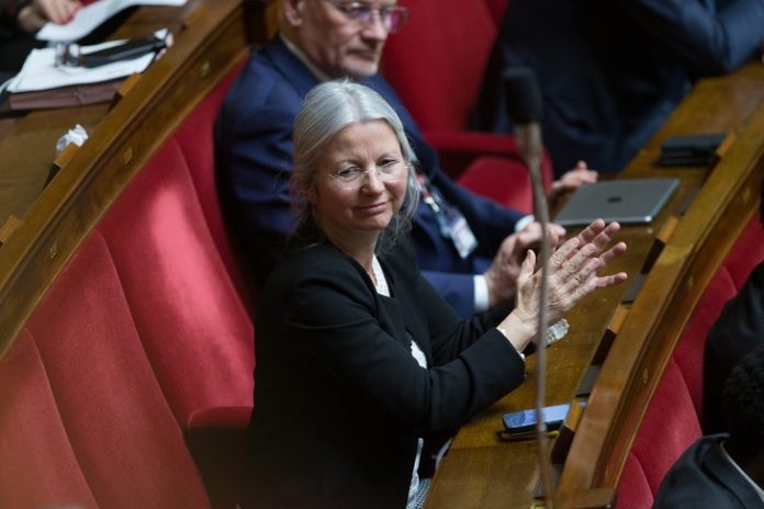 PMA : l'élue LREM Agnès Thill suscite la polémique