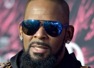R. Kelly accusé de pédophilie, des faits passibles de poursuites pénales. R. Kelly accusé de pédophilie, des faits passibles de poursuites pénales.
