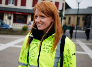 Défection sur la liste « gilets jaunes » conduite par Levavasseur (Détail) Défection sur la liste "gilets jaunes" conduite par Levavasseur (Détail)