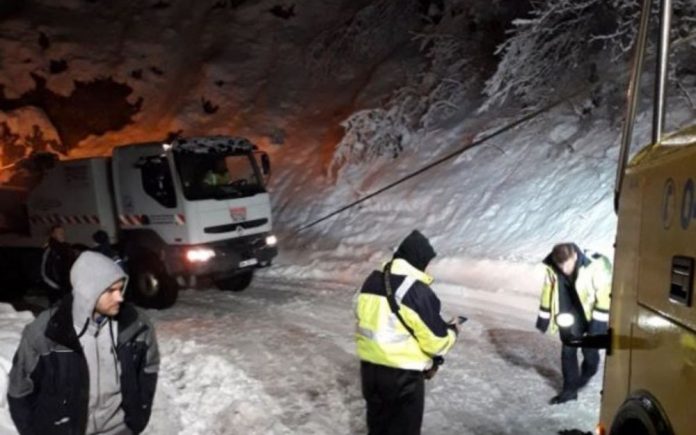 Savoie, 600 automobilistes bloqués par la neige