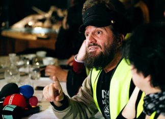 Francis Lalanne souhaite intégrer la réserve de la gendarmerie nationale Francis Lalanne souhaite intégrer la réserve de la gendarmerie nationale