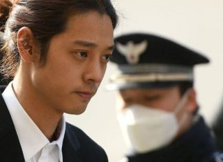 Scandales sexuels secoue le monde de la K-pop (détail) Scandales sexuels secoue le monde de la K-pop (détail)