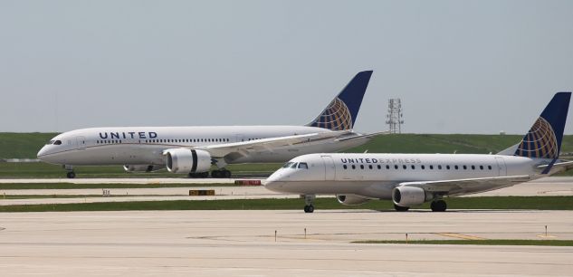 Un Boeing 787 d'United Airlines se pose en urgence à Tontouta (détail)