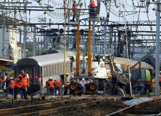 Accident de Brétigny-sur-Orge: des documents qui mettent en cause la SNCF Accident de Brétigny-sur-Orge: des documents qui mettent en cause la SNCF