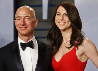 Divorce de Jeff Bezos patron d’Amazon (détail) Divorce de Jeff Bezos patron d'Amazon (détail)