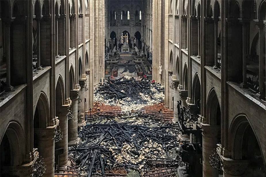 L'enquête sur l'incendie de Notre-Dame de Paris : une quinzaine d'ouvriers déjà entendus