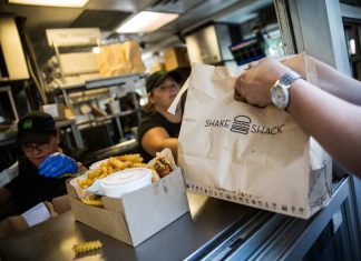 Tri des déchets Plusieurs fast-foods rappelés à l’ordre (détail) Tri des déchets Plusieurs fast-foods rappelés à l'ordre (détail)