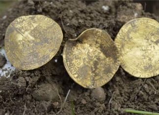 Un trésor datant du Moyen-Age dans un champ près de Hambleden Un trésor datant du Moyen-Age dans un champ près de Hambleden