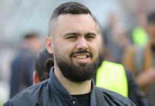 Une invitation d’Eric Drouet au Sénat annulée (détail) Une invitation d'Eric Drouet au Sénat annulée (détail)