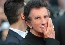 Costumes offerts à Jack Lang: enquête ouverte (détail) Costumes offerts à Jack Lang: enquête ouverte (détail)