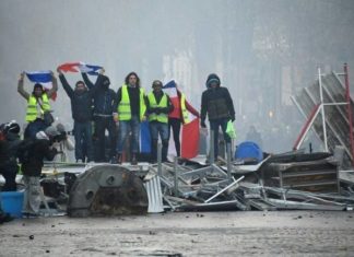 Manifestations du 1er mai : Paris sous haute sécurité (détail) Manifestations du 1er mai : Paris sous haute sécurité (détail)