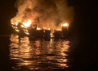Californie : un incendie a ravagé un bateau de tourisme Californie : un incendie a ravagé un bateau de tourisme