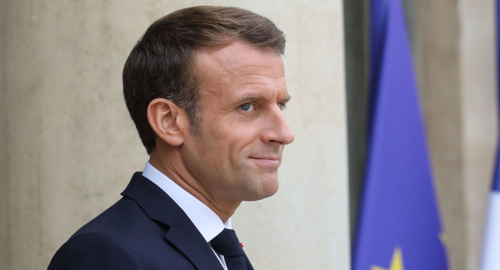 90 personnalités demande à Macron d'agir dans une tribune